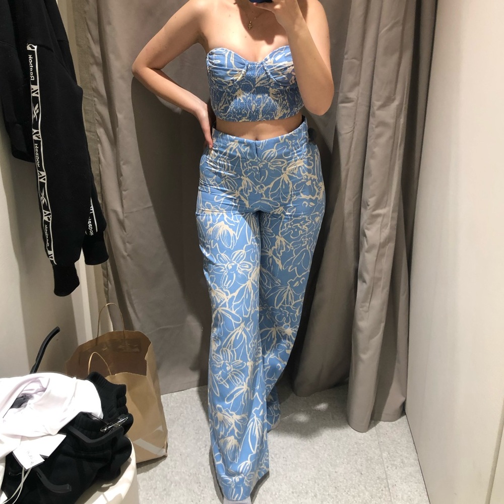 Blue Floral Women's Pants & Jumpsuit